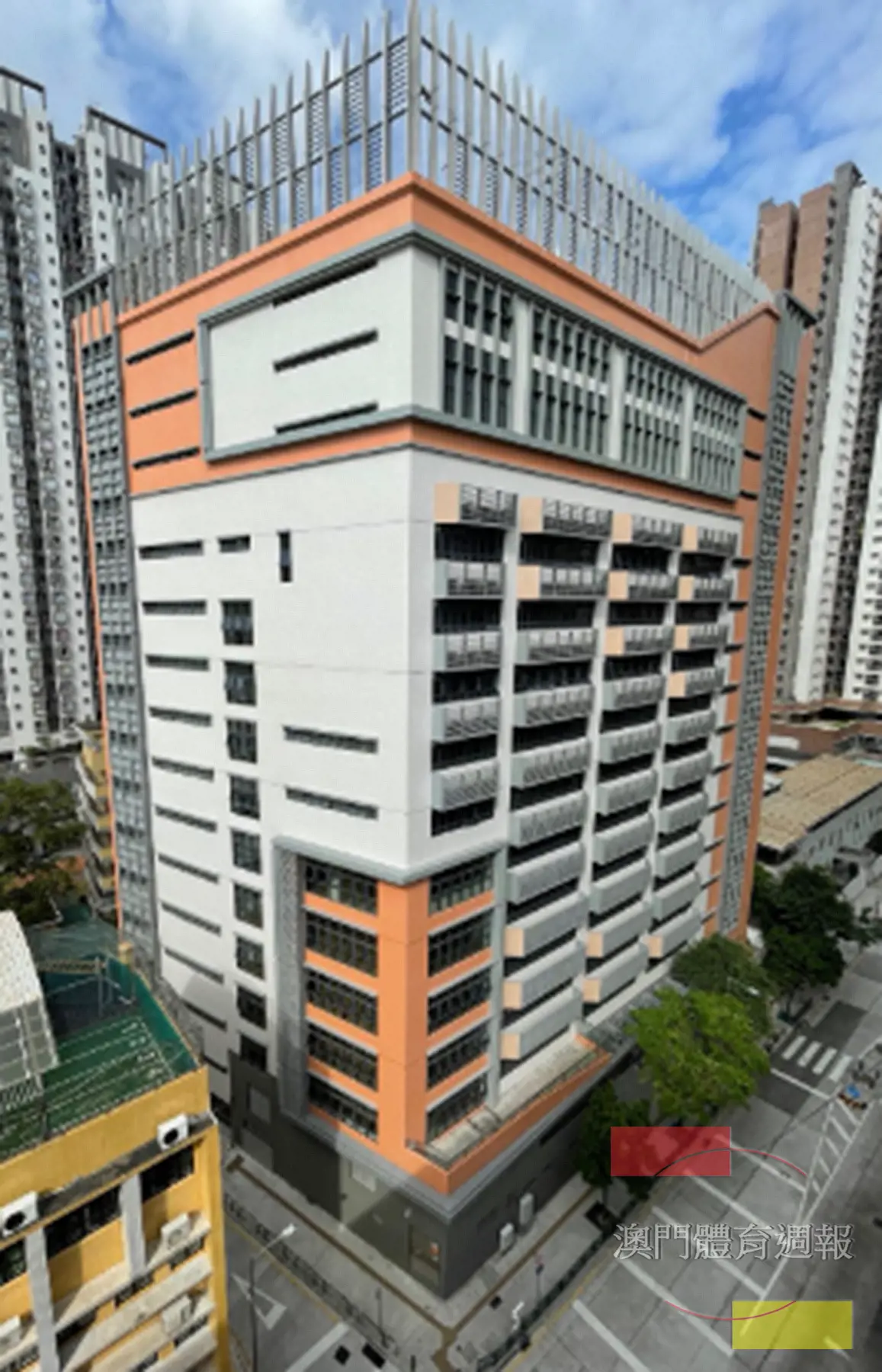 副1 青洲中學計劃在15層高的校舍舉辦跑樓梯活動.png